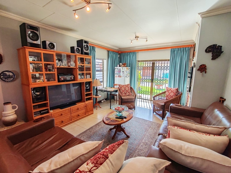 2 Bedroom Property for Sale in Waterberry Estate North West